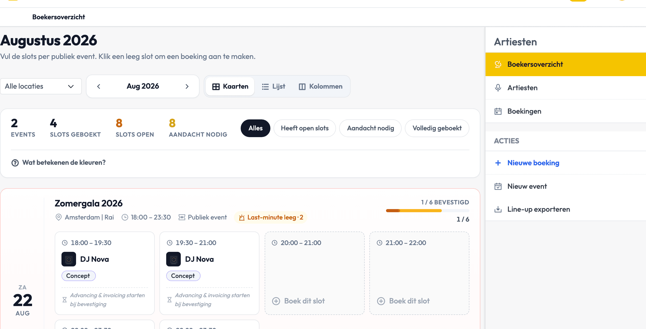 Het maandoverzicht van Backemp met de maandtitel, de locatiefilter, de tellers voor events en slots, en daaronder de eventkaarten met hun tijdslots